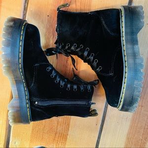 Dr. Martens Jadon Velvet Platform Boots Size 8